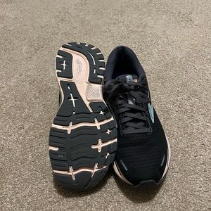 Brooks ghost 14
